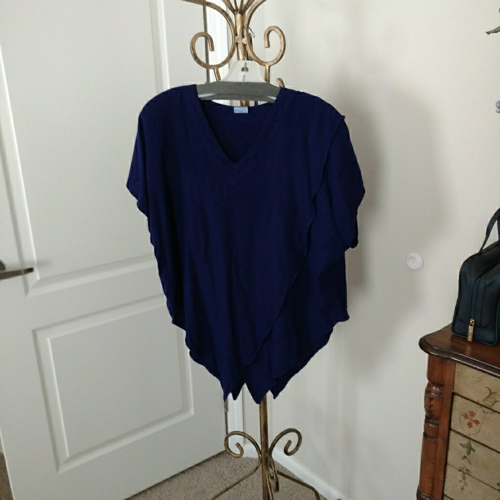 Asymmetrical blouse